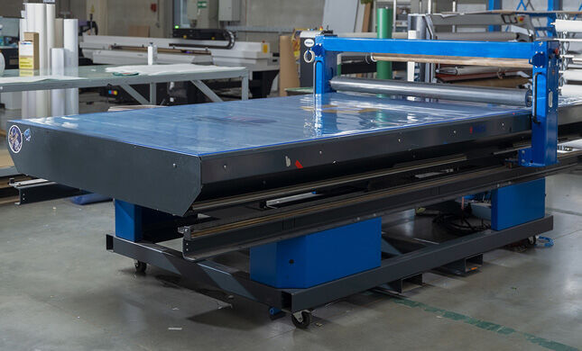 Application table mat