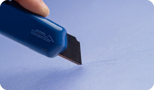 application table with frosted cutting mat